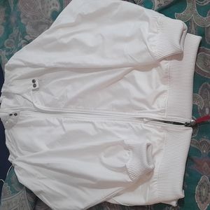 Jordan white sweatsuit with pants worn once xlarge for tall man.Zippers on legs